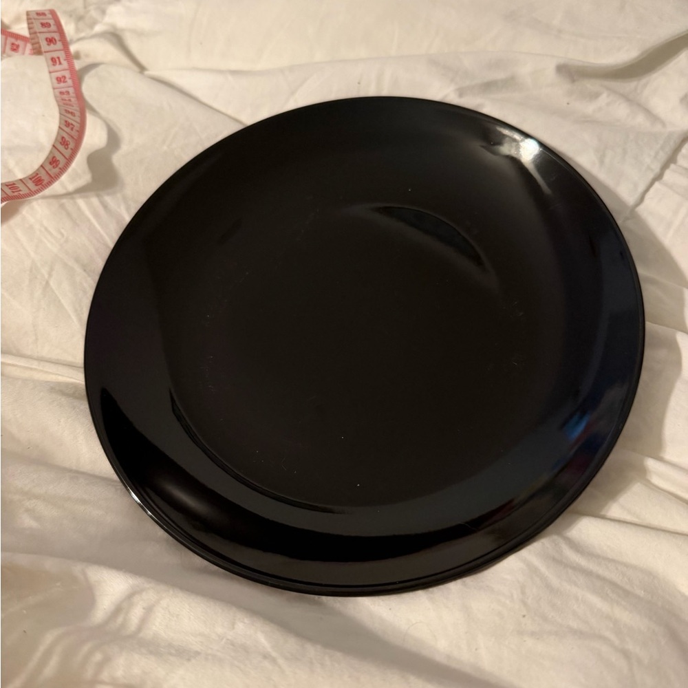 Royal Norfolk Sleek Black Salad / Dessert Plates.